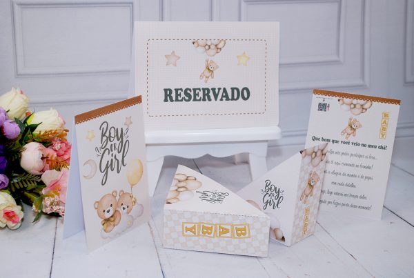 Kit Decorativo para Mesas de Convidados Chá Revelação Ursinho Marrom