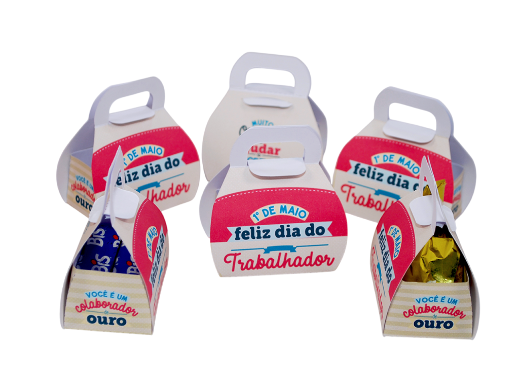 15517153539-3-caixinha-para-doces-lembrancinha-dia-do-trabalhador-1-photoroom.png