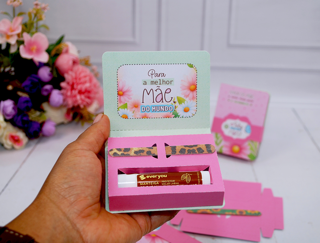 Dia das Mães Caixinha M. de Cacau e Mini Lixa Pegue e Monte