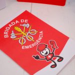 Brigada de Emergência Mini Plaquinha Decorativa