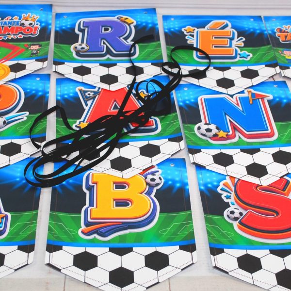 Varal De Letras Para Aniversário Tema Futebol frase PARABÉNS