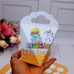 Aniversário Funcionários Caixinha para Brindes