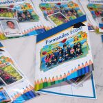 Álbum de Figurinhas Escolar com 80 Figurinhas para Recordação e Formatura Infantil