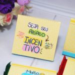brinde para funcionarios capinha para mini talento
